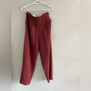 Wilfred Carrot Pant in Burgundy